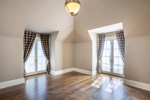 Additional image 24 of 43 North Dr