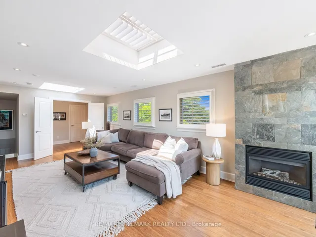 Additional image 31 of 2012 Queen St Unit 306