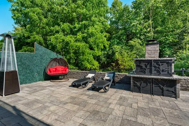 Additional image 39 of 704 Robert Ferrie Dr