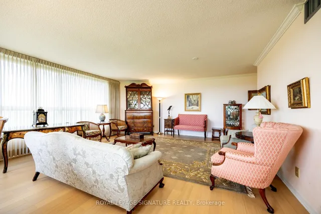 房产图片 16 - 1300 Bloor街810单元