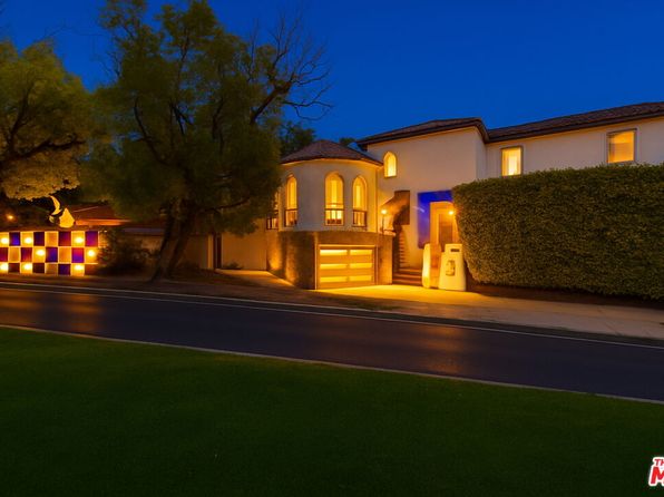 2240 Hillhurst Ave, Los Angeles, CA 90027