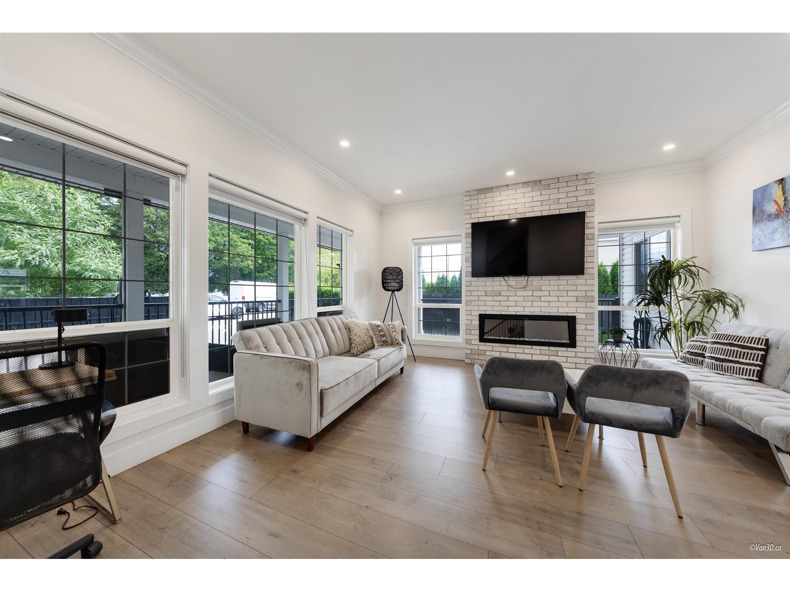 6709 216 STREET|Langley, British Columbia V2Y0W9