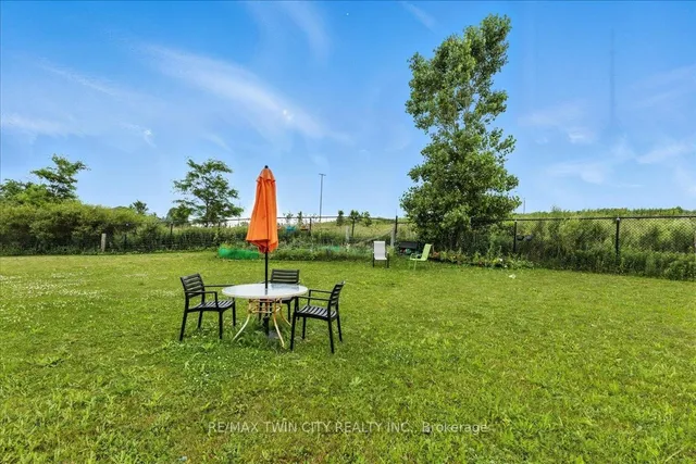 Additional image 9 of 260 Countrystone Cres
