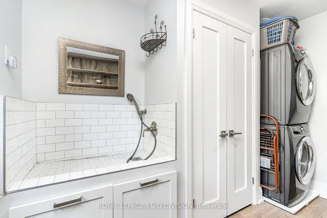 Additional image 17 of 4 Cameo Cres