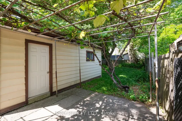 Additional image 38 of 96 Woodycrest Ave