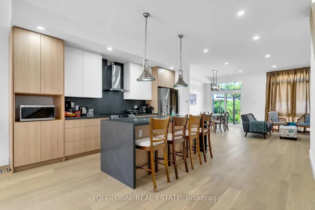 Additional image 11 of 47 Manderley Dr