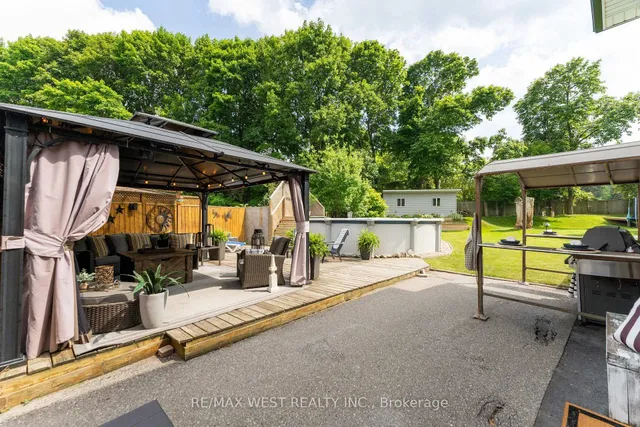 Additional image 31 of 31 Pixley Cres