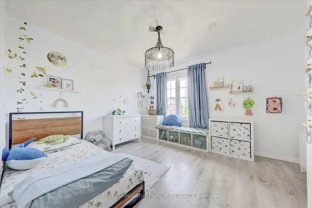 Additional image 19 of 79 Coyote Cres