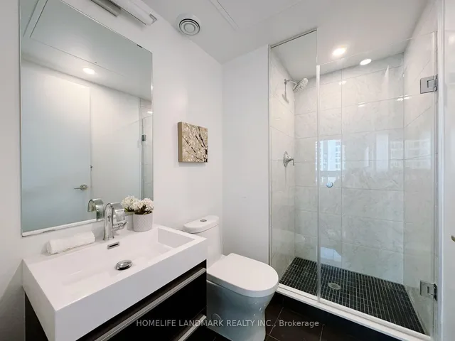 Additional image 14 of 39 Roehampton Ave Unit 2810