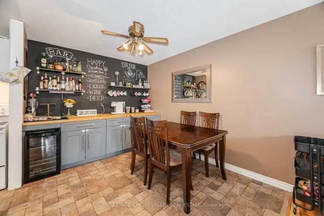 Additional image 11 of 25 Huntingwood Cres