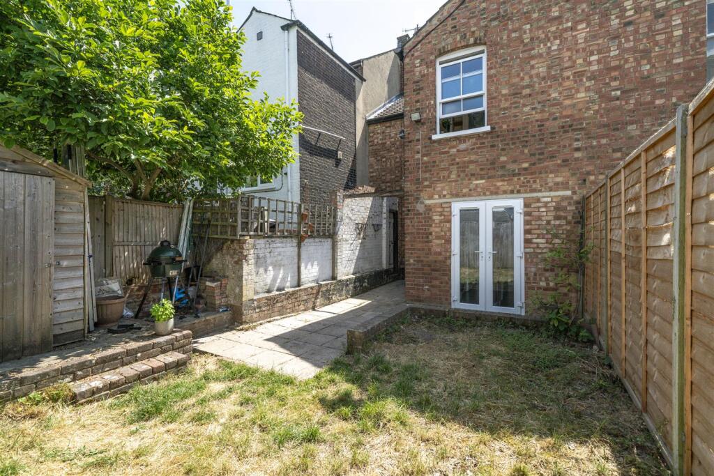 Additional image 20 of Folly Lane, St. Albans