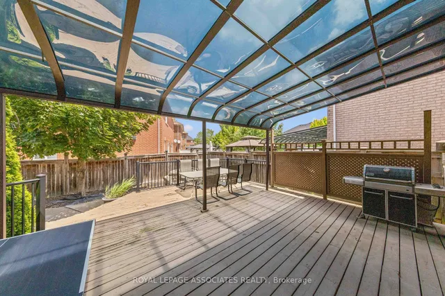 Additional image 39 of 13 Laurentide Cres