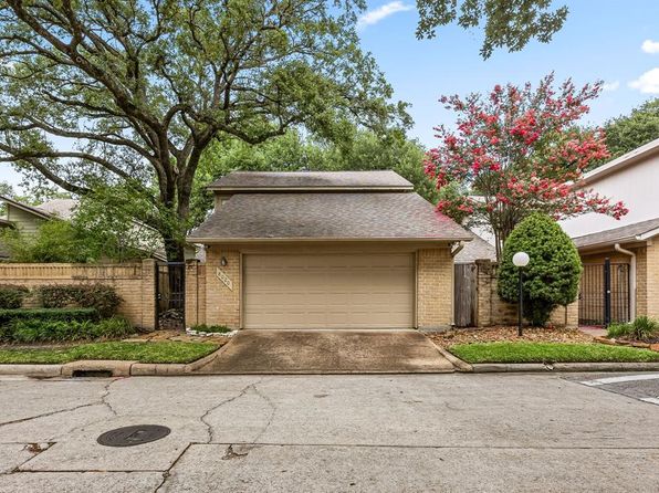 8020 Oakwood Forest Dr, Houston, TX 77040