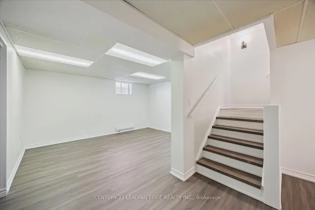 Additional image 35 of 49 Farmhill Crt