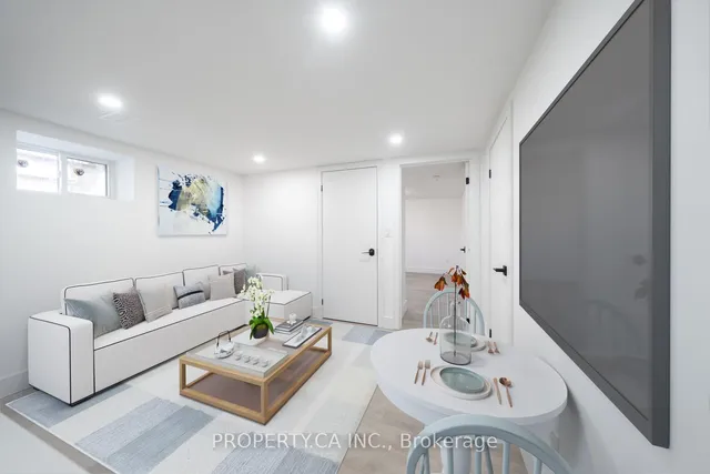 Additional image 31 of 33 Moorecroft Cres