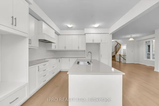 Additional image 15 of 372 Bergamot Ave