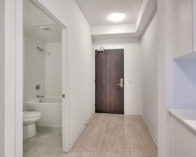 Additional image 6 of 55 Duke St Unit 1201