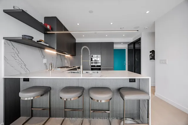 Additional image 7 of 33 Lombard St Unit 2609