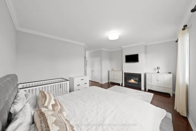 Additional image 20 of 15 Watt Ave