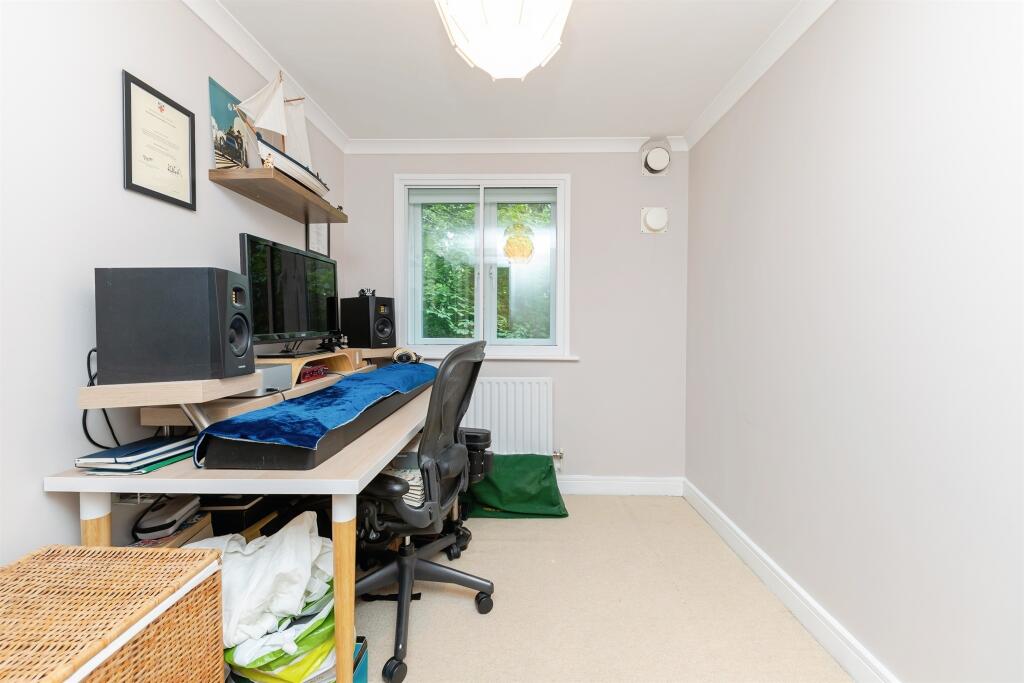 Additional image 10 of North Drive, Hatfield