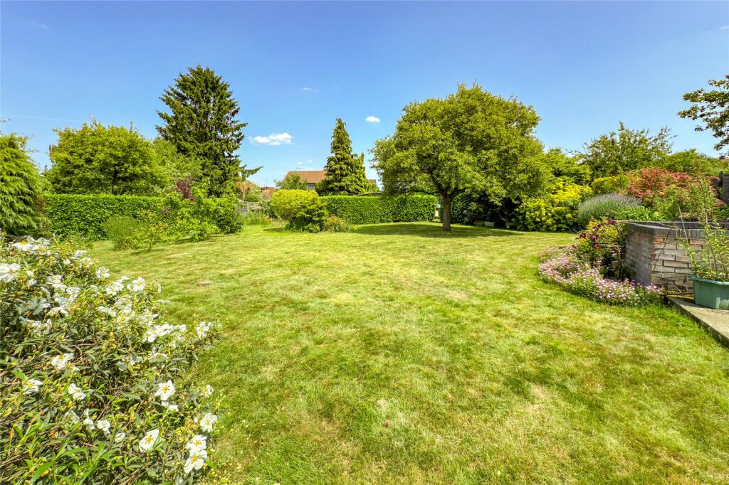 Additional image 18 of Evans Grove, St. Albans, Hertfordshire, AL4