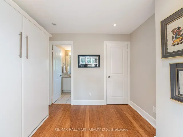 Additional image 32 of 2012 Queen St Unit 306