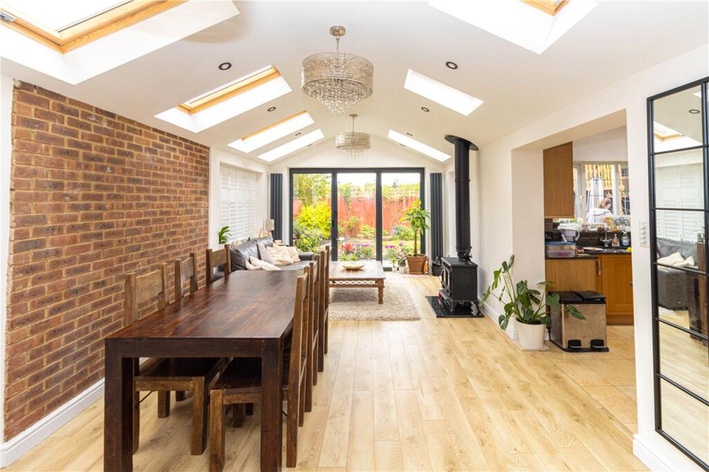 Additional image 3 of Magnolia Close, Park Street, St. Albans, AL2