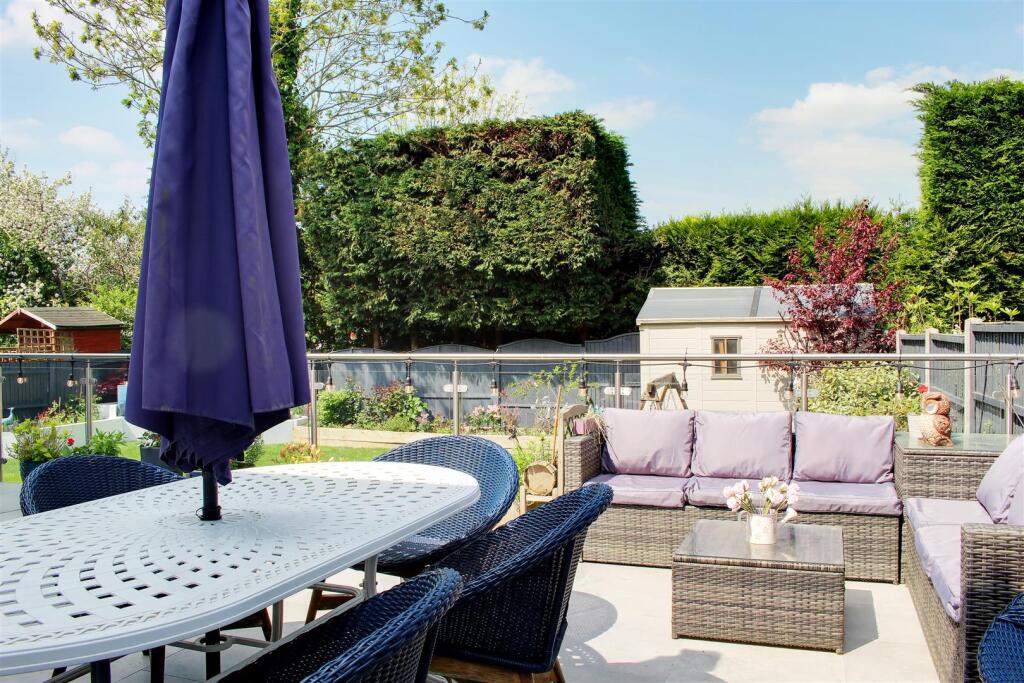 Additional image 13 of Moffats Lane, Brookmans Park