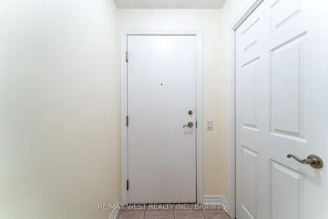 Additional image 9 of 5229 Dundas St Unit 201