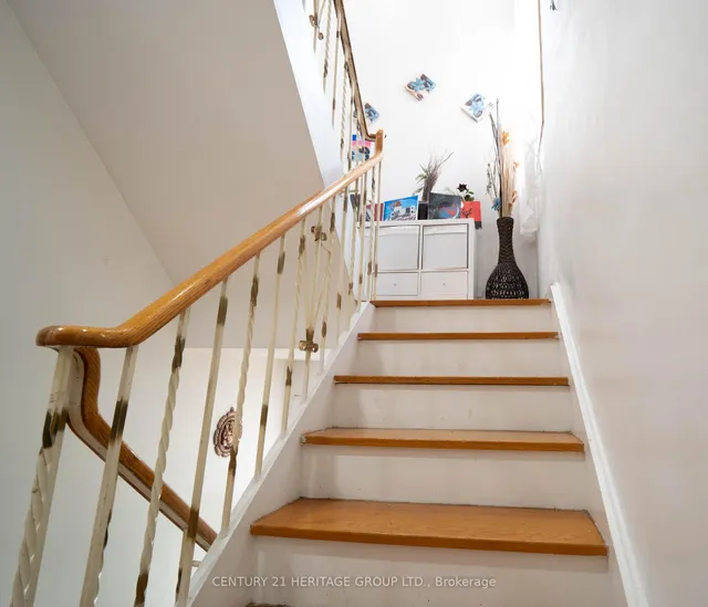 Additional image 20 of 59 NORTH BONNINGTON Ave