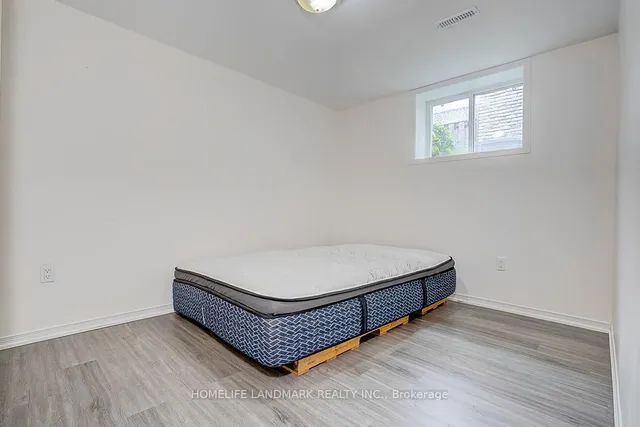 Additional image 38 of 89 Whitehorn Cres