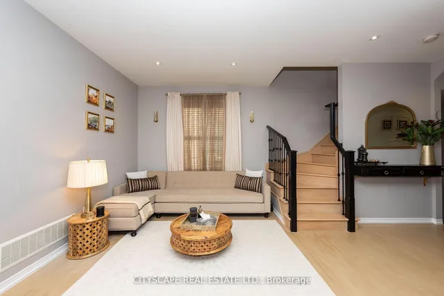 房产图片 14 - 651 Farmstead Dr 单元57