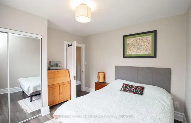 Additional image 23 of 167 NAPIER St