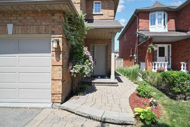 Additional image 3 of 851 Clemens Cres