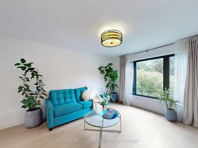 Additional image 4 of 2242 Ingersoll Dr