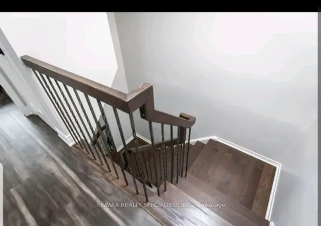 Additional image 30 of 30 Adam St