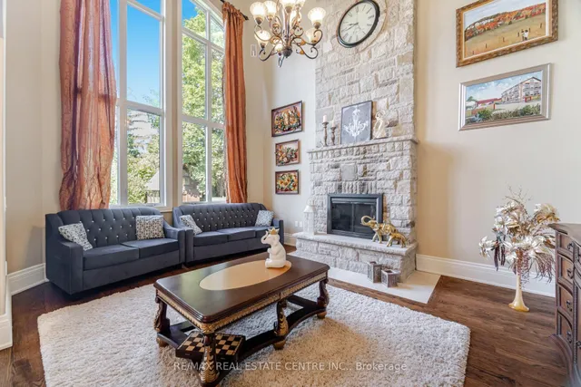 Additional image 11 of 275 Martin St