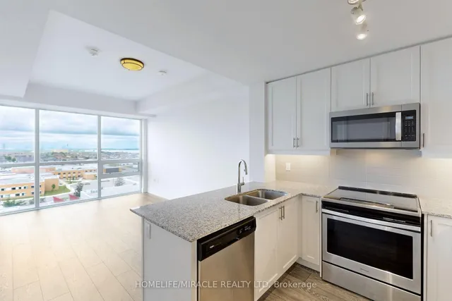 Additional image 18 of 1050 Main St Unit 1106