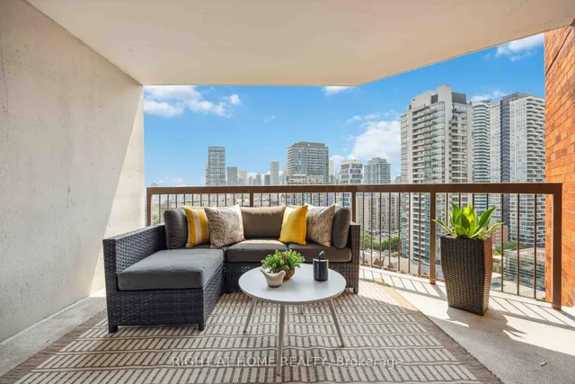 Additional image 19 of 77 Maitland Pl Unit 1906