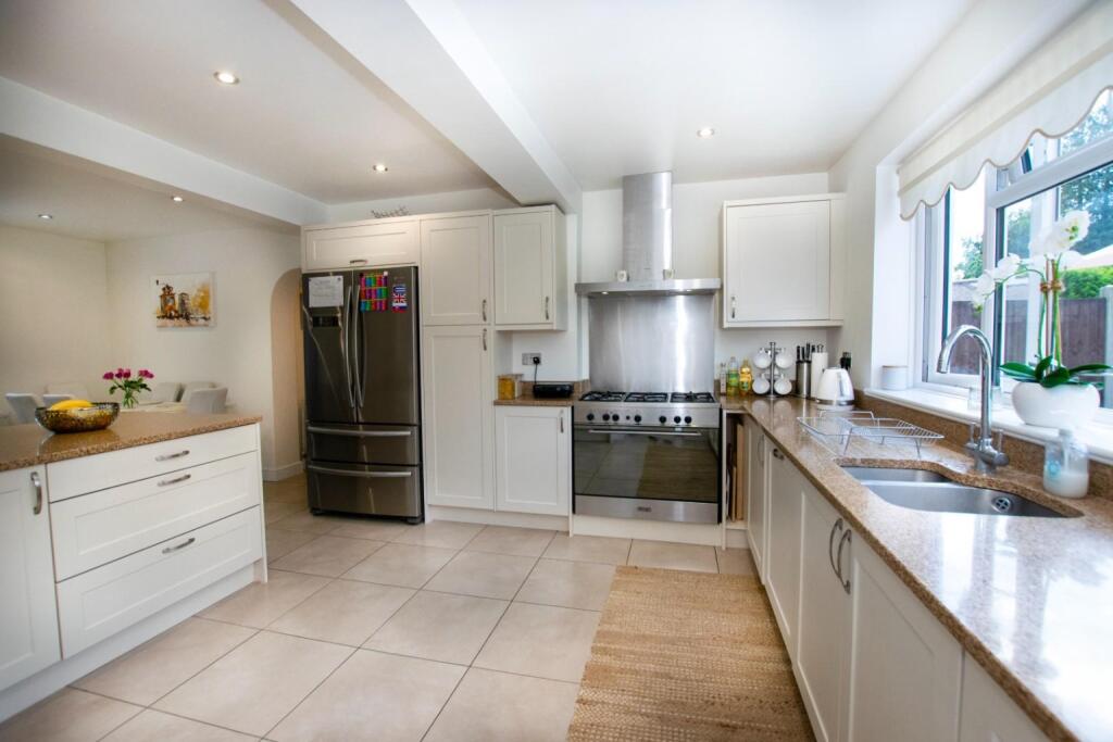 Additional image 7 of Longcroft Lane, Welwyn Garden City, Hertfordshire, AL8 6EJ