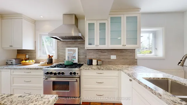 Additional image 17 of 65 Burnhamthorpe Cres