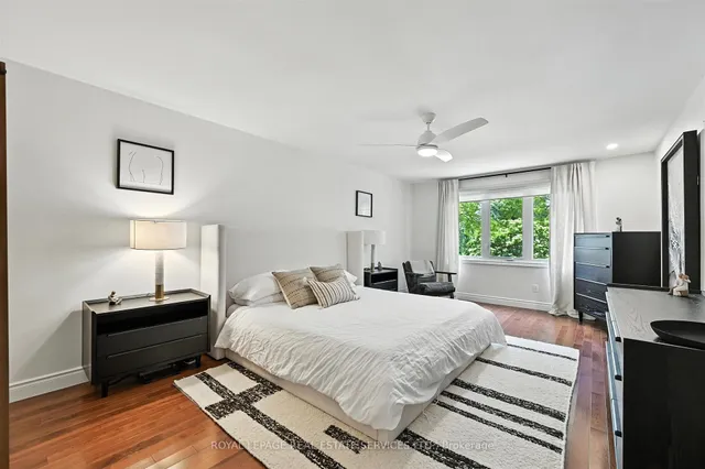 Additional image 27 of 4240 Dunvegan Rd