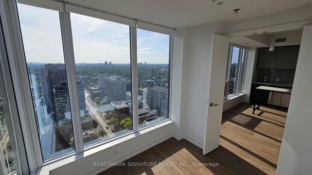 Additional image 23 of 203 College St Unit 2702