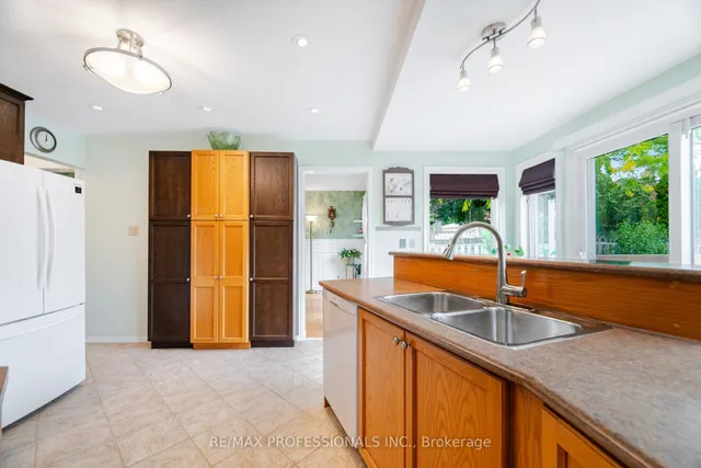 Additional image 11 of 29 Barr Cres