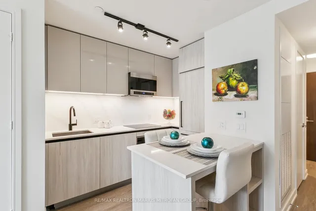 Additional image 17 of 425 Front St Unit 715