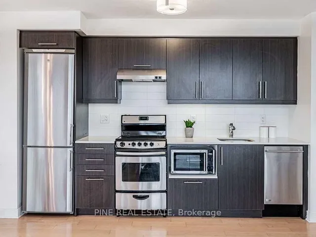 Additional image 6 of 320 Richmond St Unit 1103