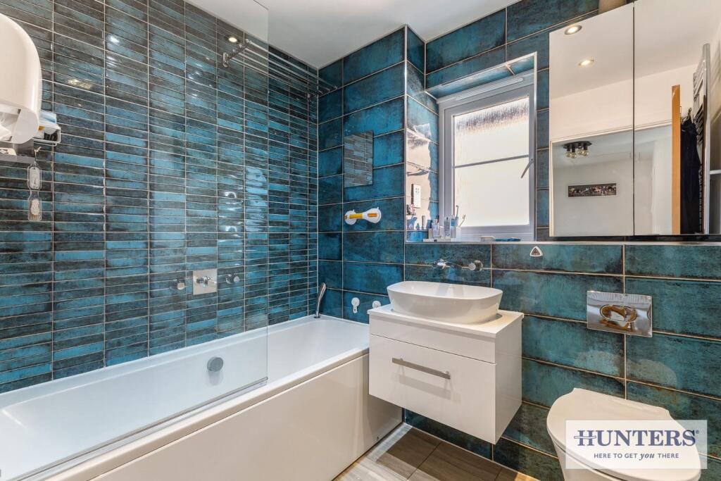 Additional image 19 of West Wood View, Apperley Bridge