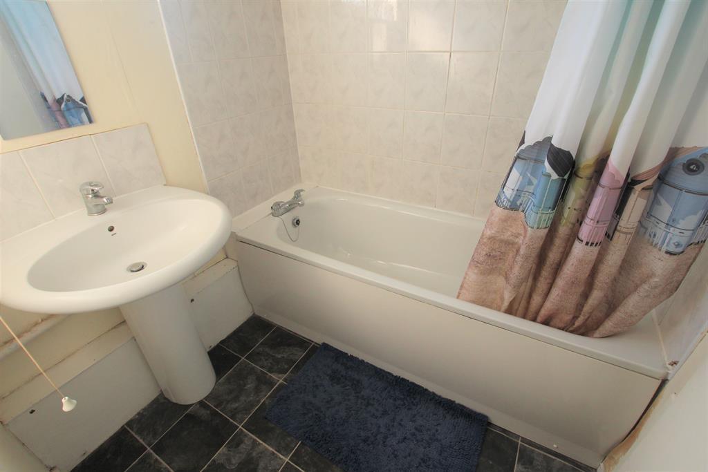 Additional image 8 of Mickleton Close, Redditch, B98 7XZ