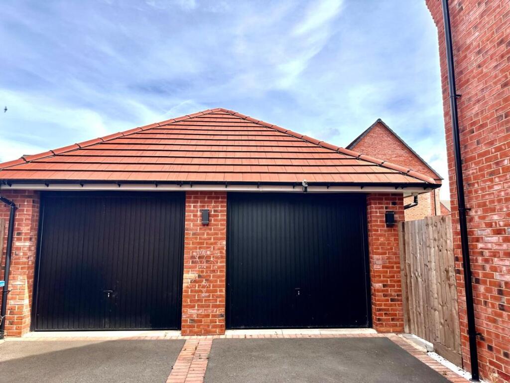 Additional image 41 of Lucas Place, Tamworth