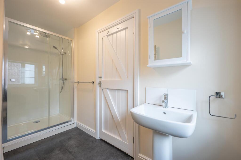 Additional image 9 of High Street, Henley-In-Arden, Warwickshire